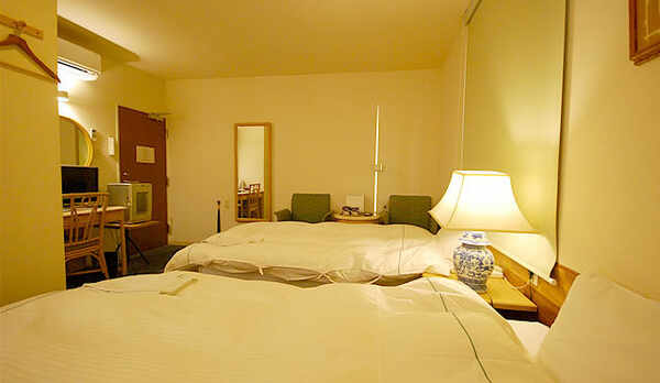 ツインデラックス