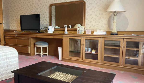 *【ツインルーム一例】居室部分の広さは約14畳です。