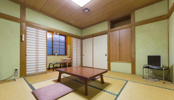 *【部屋/和室一例】ゆっくりとくつろげる和室で素敵なひと時をお過ごしください。