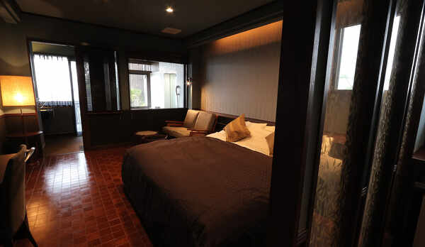 2023年4月新装　露天風呂付洋室