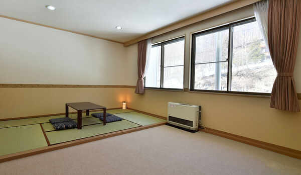 ファミリールーム（12畳）