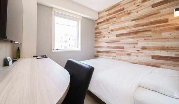 ダブルルーム【Aタイプ】眠りを追求した150㎝幅のワイドベッドと適度な硬さのマットでぐっすり