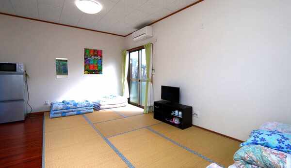 和室タイプの客室です。ファミリーやグループでもゆったりとお過ごしいただけます