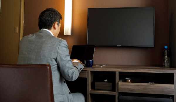 ★本館★テレワークにも快適なお部屋です♪