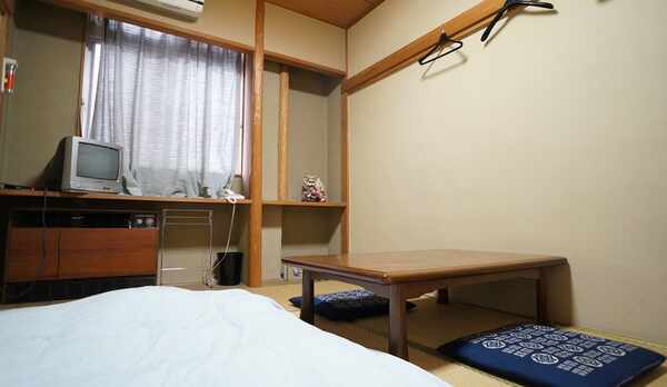 レトロフロア３階6畳和室ｂ