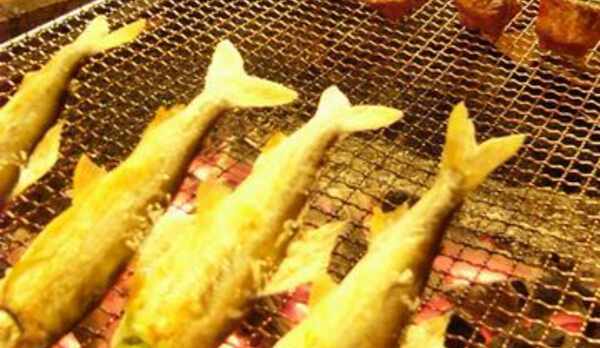 いろりと炭火焼（食事例）