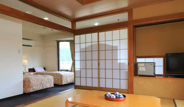 ツインベッド＋10畳の和洋室