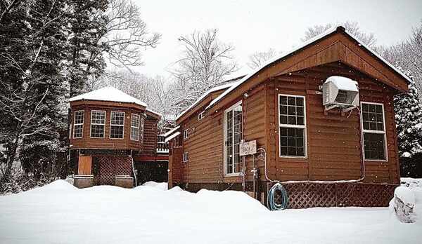 トレーラーキャビン外観1