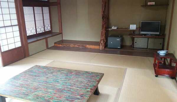 客室トイレ付　本館