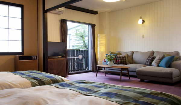 アルプス側和洋室花フロア