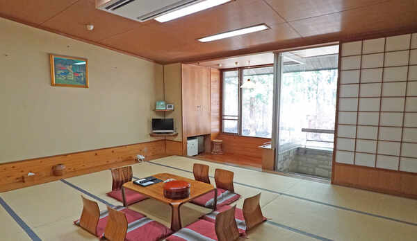 【旧室】和室１５畳　定員８名