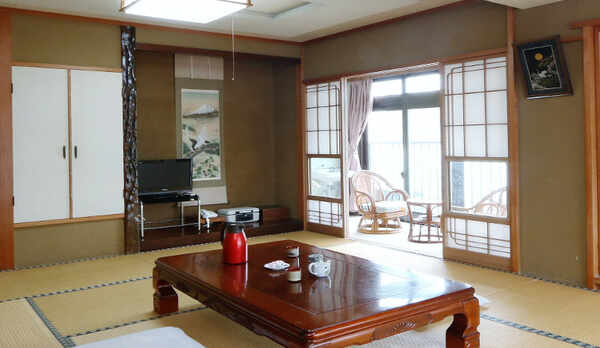 和室2〜4名一例※バス・トイレ無和室