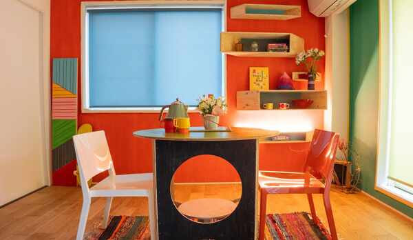 お子様や女性グループに人気部屋。アートホームの温かい空間。