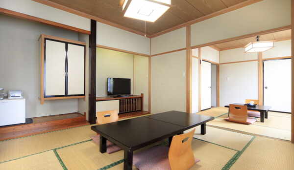 湯畑眺望二間客室「しらかば」