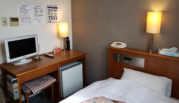 Sルーム　ベッドデスク