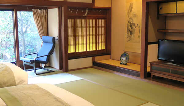 【客室例】和モダンルーム　バス・トイレ（ウォシュレット暖房便座）付