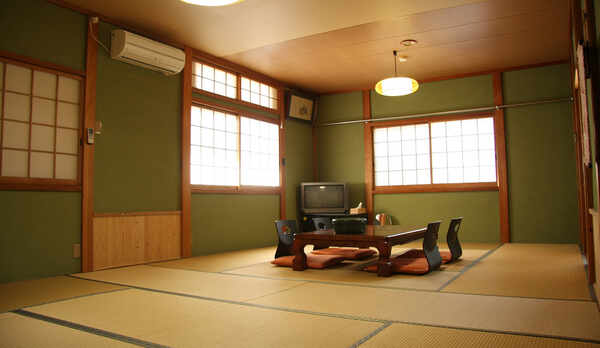 １４畳半客室