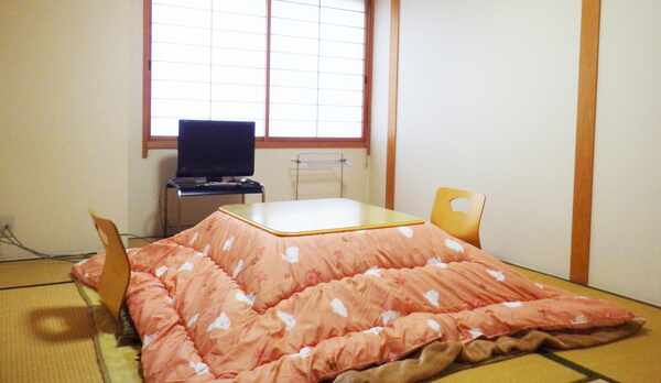 *【部屋】和室６〜８畳のお部屋でございます。ゆったりとお寛ぎください