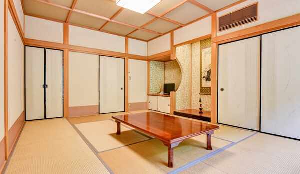 *■和室10畳（一例）■畳に足を延ばしてゆっくりお寛ぎ下さい♪