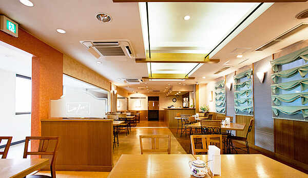 ■レストランluxor