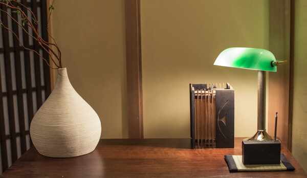 チェックインカウンター