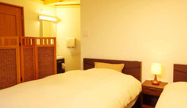 ・【和洋室一例】床暖房が備わっており、冬でもポッカポカ♪