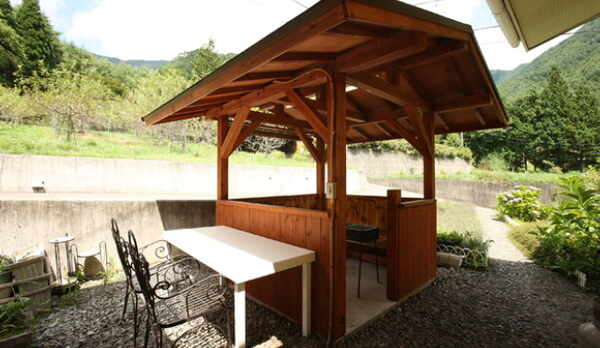 バーベキュー小屋