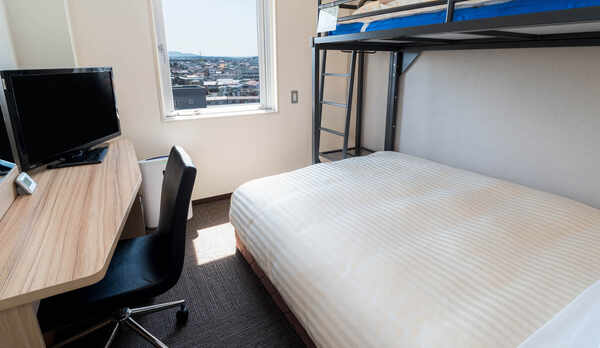 【客室・スーパールーム３名様まで入室可能】