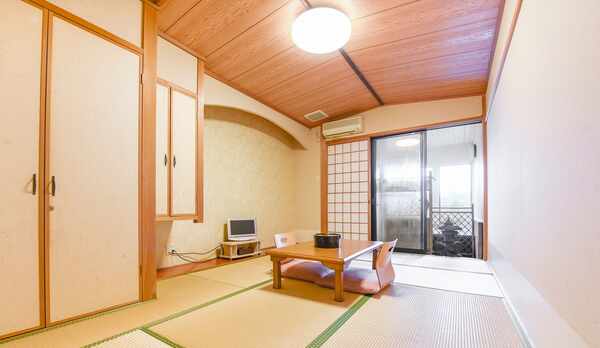 *【客室一例】全客室半露天風呂付き。ゆっくりとお過ごしください。