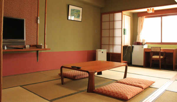 *和室一例／お部屋では、無線LANにてインターネットをご利用になれます（LANカード貸出 無料）