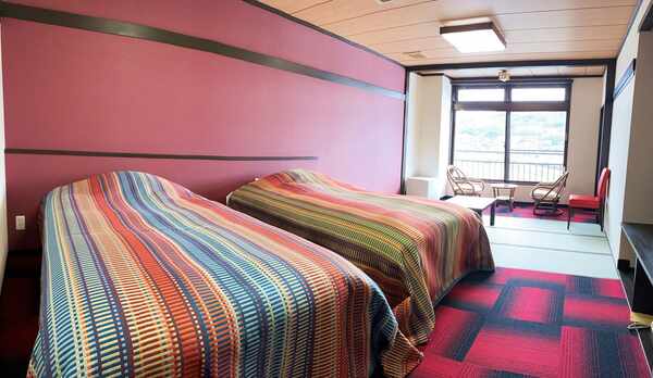 *【新・和洋室14畳】バス・トイレ付。Wi-Fi完備！ゆとりある空間でおくつろぎください。