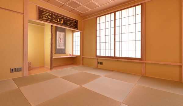 *VIPルーム（客室一例）／足を踏み入れた瞬間に感じる心地よさ。特別感に満ちた客室で素敵な休日を