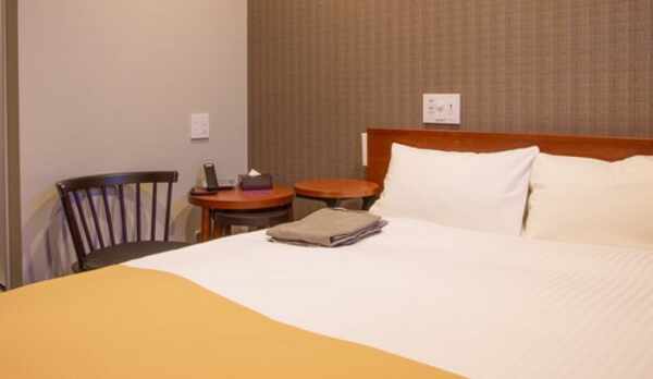 【客室】禁煙ワイドシングル☆ベッド140x200/15平米