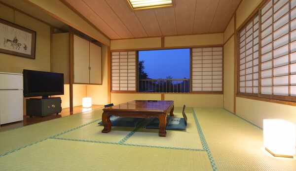 新館和室１０畳＋トイレ付きタイプ