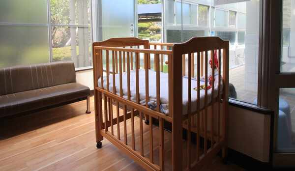 *脱衣所ベビーベッド