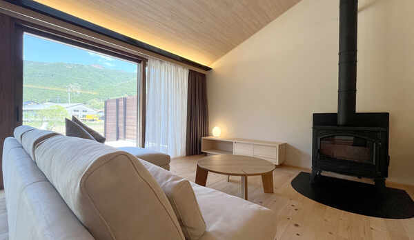 【A棟-プレミアムコテージ】 暖炉