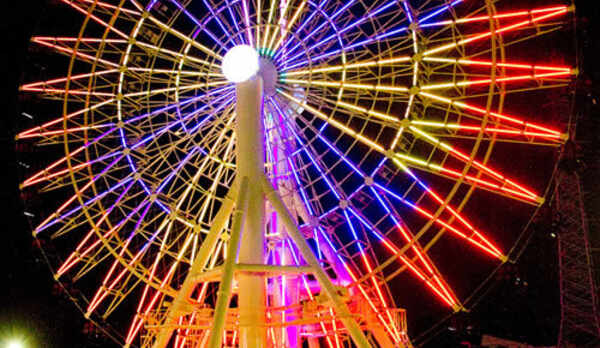 三井アウトレット/夜の観覧車