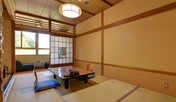 *部屋（和室7.5畳/10畳）一例