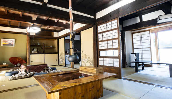 ■１F■囲炉裏■