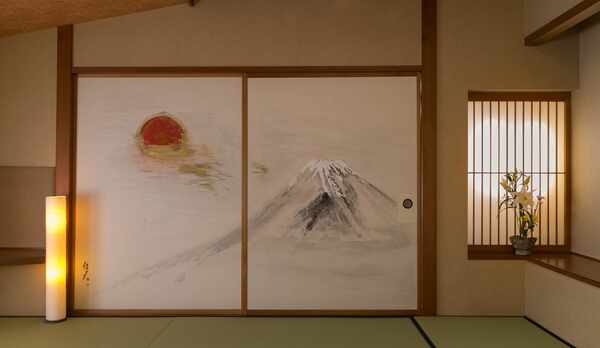 富士の間の襖絵