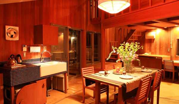 【海側】メゾネットルーム｜6名定員｜テラス・ロフト付