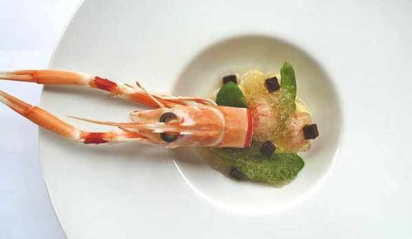 *【創作和洋会席（一例）】手長海老のサラダ