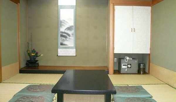 客室　４名様　例