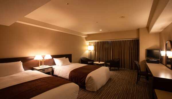 スタンダードツイン（28平米/ベッド幅:120センチ）