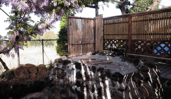 *五右衛門風呂/別途料金でご利用いただけます。