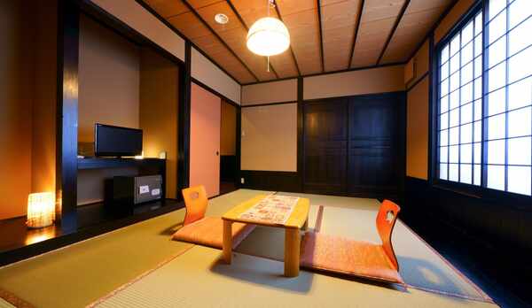 和室6畳縁側付き（洗面台・トイレ付）