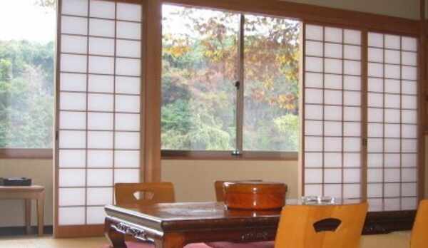 川沿いの和室　15畳　渓観亭