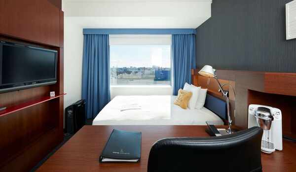 エリートシングル(17.8㎡ベッド幅140cm)トレインビュー