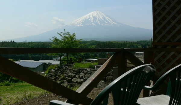 客室テラスからの富士山