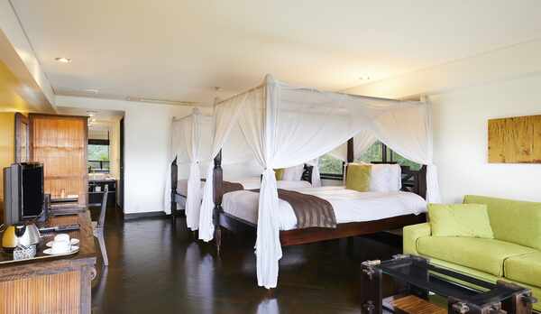 リゾートコーナーツイン